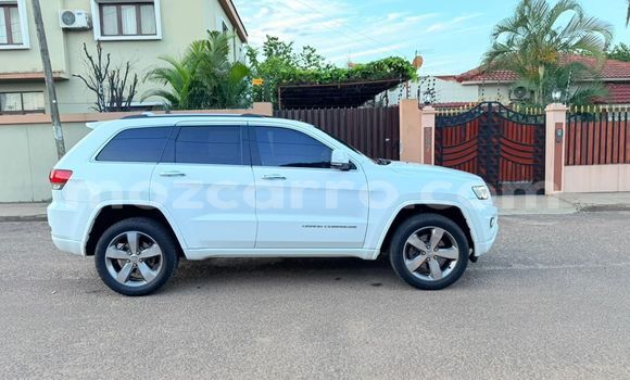 Nunua Ilio tumika Jeep Grand Cherokee Other Gari ndani ya Maputo nchini Maputo Nunua Ilio tumika Jeep Grand Cherokee Other Gari ndani ya Maputo nchini Maputo