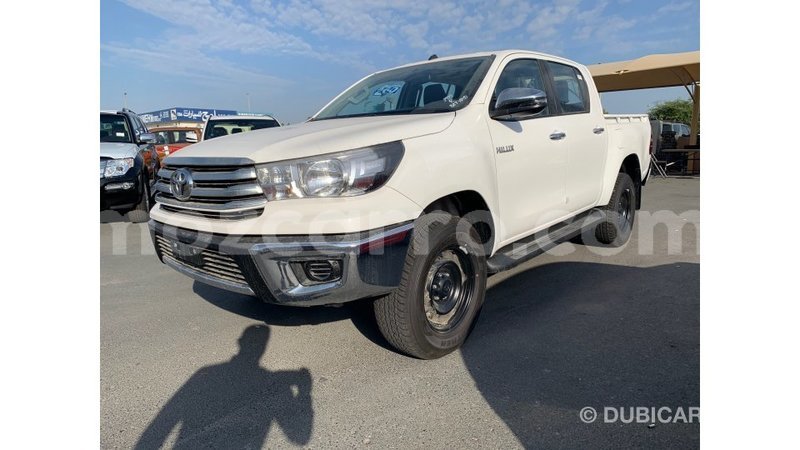 Big with watermark toyota hilux cabo delgado import dubai 6224