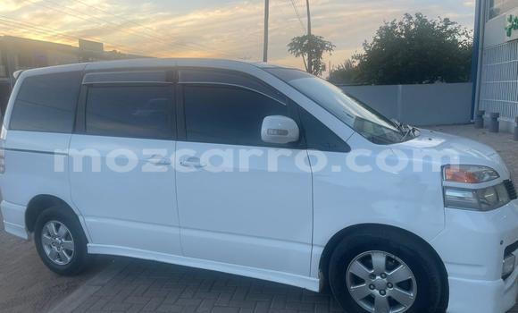 Tenga Tsaru Toyota Voxy Chena Mota in Maputo in Maputo Tenga Tsaru Toyota Voxy Chena Mota in Maputo in Maputo