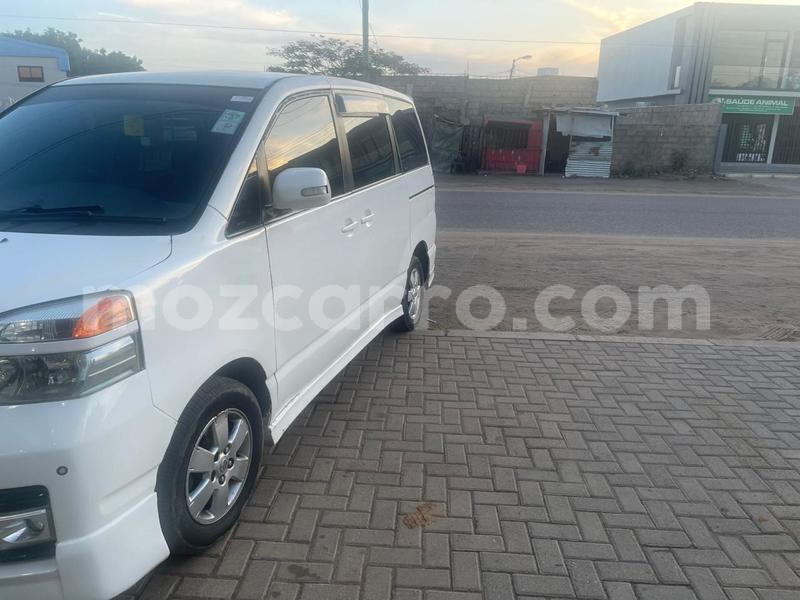 Big with watermark toyota voxy maputo maputo 40197