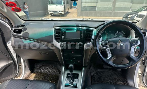 Tenga Tsaru Mitsubishi Triton Chena Mota in Maputo in Maputo Tenga Tsaru Mitsubishi Triton Chena Mota in Maputo in Maputo