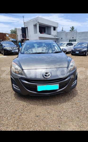 Big with watermark mazda axela maputo maputo 40202