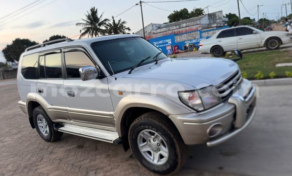 Comprar Usado Toyota Land Cruiser Prado Branco Carro em Maputo em Maputo