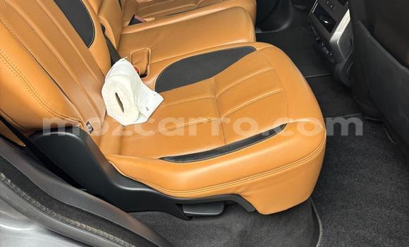 Nunua Ilio tumika Range Rover Range Rover Fedha Gari ndani ya Maputo nchini Maputo Nunua Ilio tumika Range Rover Range Rover Fedha Gari ndani ya Maputo nchini Maputo