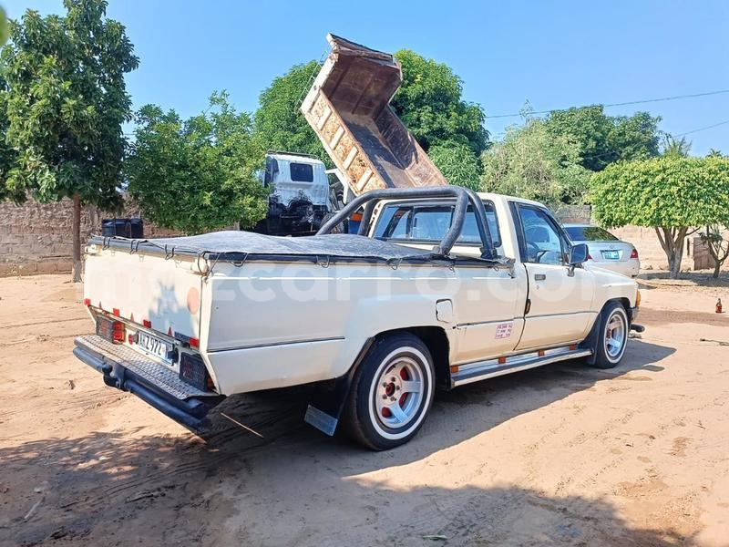 Big with watermark toyota hilux maputo maputo 40218