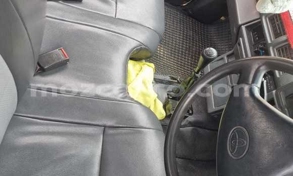 Nunua Ilio tumika Toyota Hilux Nyingine Gari ndani ya Maputo nchini Maputo Nunua Ilio tumika Toyota Hilux Nyingine Gari ndani ya Maputo nchini Maputo