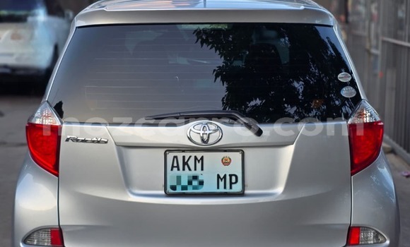 Comprar Usado Toyota Ractis Prata Carro em Maputo em Maputo Comprar Usado Toyota Ractis Prata Carro em Maputo em Maputo