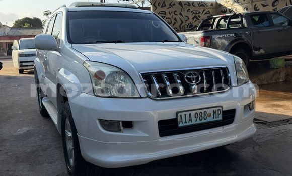 Comprar Usado Toyota Land Cruiser Prado Branco Carro em Maputo em Maputo