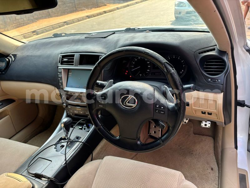 Big with watermark lexus is maputo maputo 40223