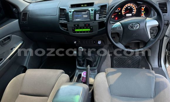 Comprar Usado Toyota Hilux Castanho Carro em Maputo em Maputo Comprar Usado Toyota Hilux Castanho Carro em Maputo em Maputo