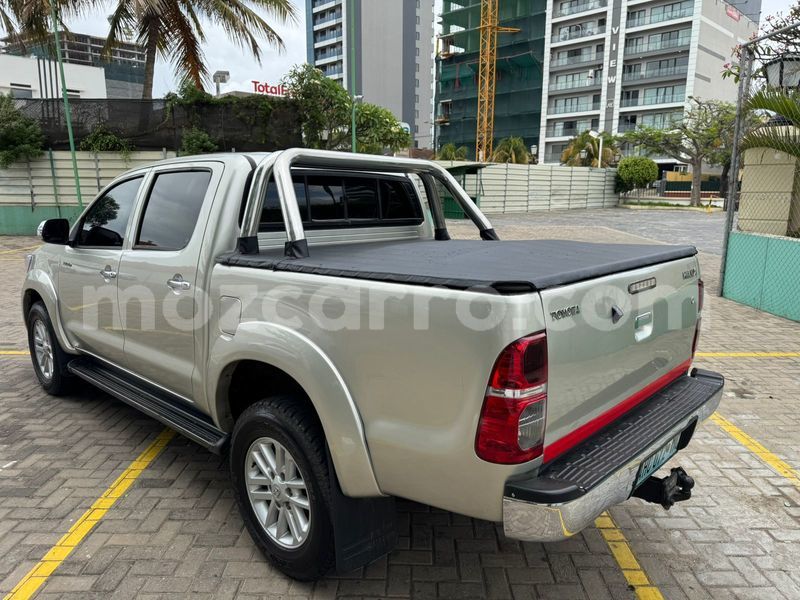 Big with watermark toyota hilux maputo maputo 40224