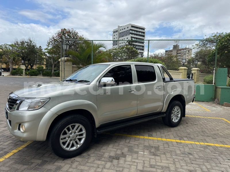 Big with watermark toyota hilux maputo maputo 40224
