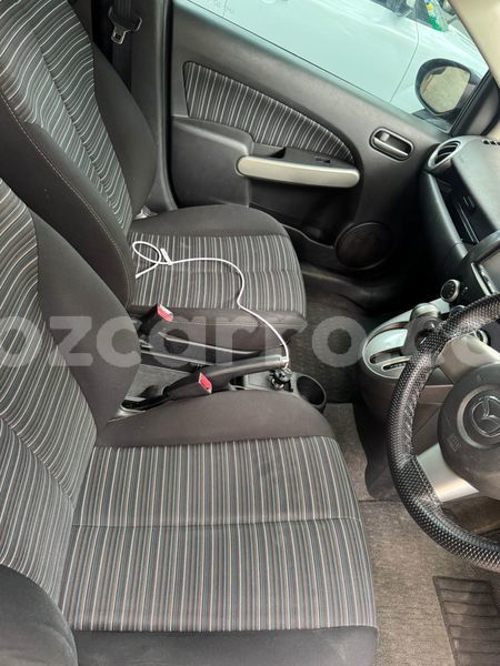 Big with watermark mazda demio maputo maputo 40231