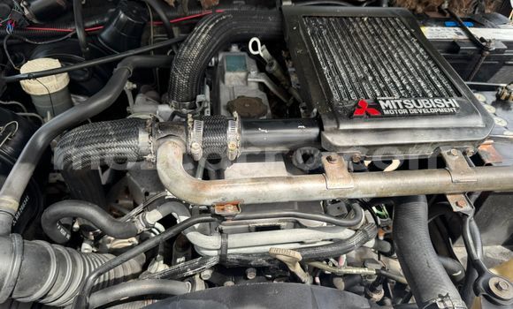 Tenga Tsaru Mitsubishi Challenger Zvimwe Mota in Maputo in Maputo Tenga Tsaru Mitsubishi Challenger Zvimwe Mota in Maputo in Maputo