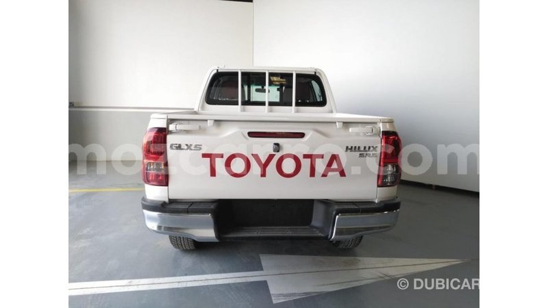 Big with watermark toyota hilux cabo delgado import dubai 6227