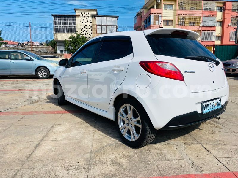 Big with watermark mazda demio maputo maputo 40252