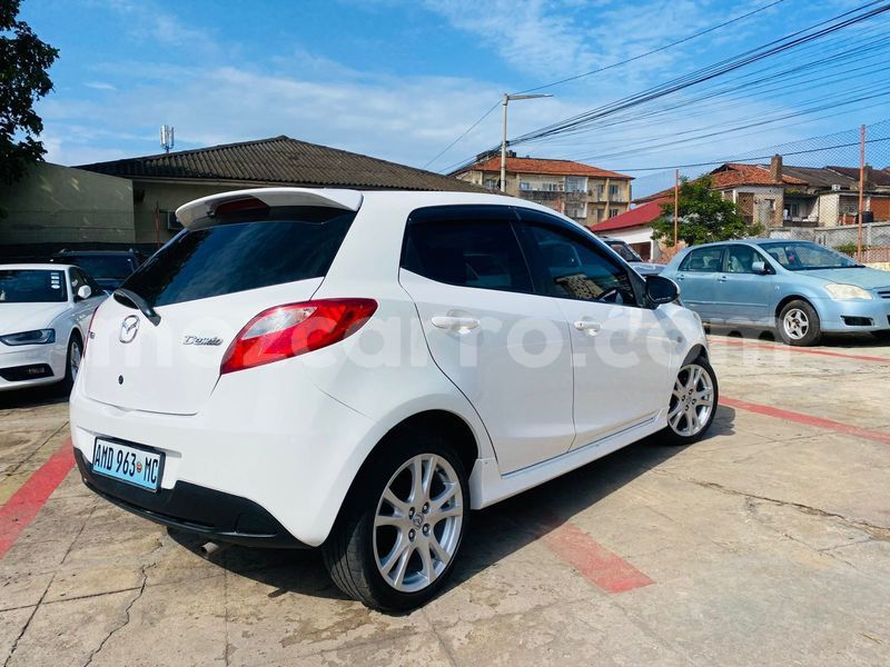 Big with watermark mazda demio maputo maputo 40252