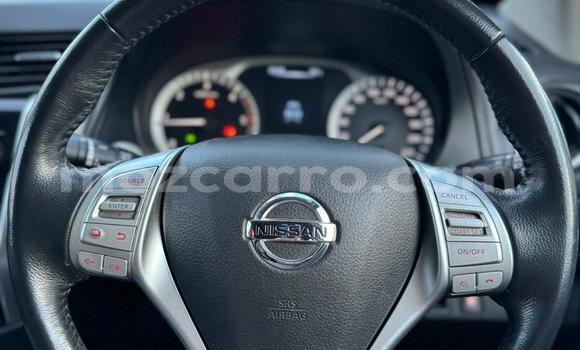 Tenga Tsaru Nissan Navara Chena Mota in Maputo in Maputo Tenga Tsaru Nissan Navara Chena Mota in Maputo in Maputo