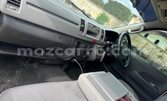 Comprar Usado Toyota Hiace Branco Carro em Maputo em Maputo Comprar Usado Toyota Hiace Branco Carro em Maputo em Maputo