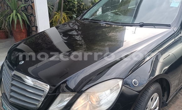 Nunua Ilio tumika Mercedes-Benz E-Classe Nyeusi Gari ndani ya Maputo nchini Maputo Nunua Ilio tumika Mercedes-Benz E-Classe Nyeusi Gari ndani ya Maputo nchini Maputo