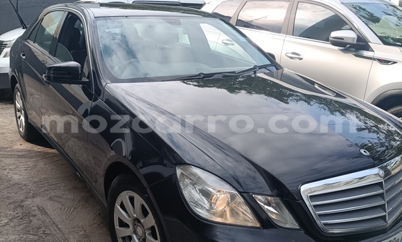 Nunua Ilio tumika Mercedes-Benz E-Classe Nyeusi Gari ndani ya Maputo nchini Maputo Nunua Ilio tumika Mercedes-Benz E-Classe Nyeusi Gari ndani ya Maputo nchini Maputo