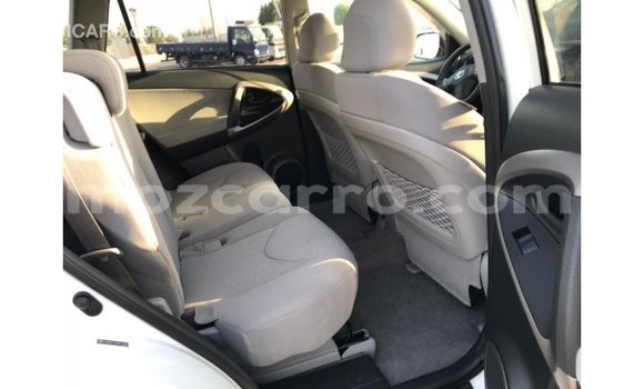 Comprar Importar Toyota 4Runner Branco Carro em Import - Dubai em Cabo Delgado Comprar Importar Toyota 4Runner Branco Carro em Import - Dubai em Cabo Delgado