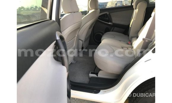 Comprar Importar Toyota 4Runner Branco Carro em Import - Dubai em Cabo Delgado Comprar Importar Toyota 4Runner Branco Carro em Import - Dubai em Cabo Delgado