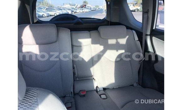 Comprar Importar Toyota 4Runner Branco Carro em Import - Dubai em Cabo Delgado Comprar Importar Toyota 4Runner Branco Carro em Import - Dubai em Cabo Delgado