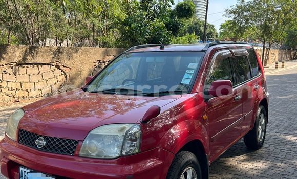 Tenga Tsaru Nissan X-Trail Tsvuku Mota in Maputo in Maputo Tenga Tsaru Nissan X-Trail Tsvuku Mota in Maputo in Maputo