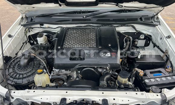 Comprar Usado Toyota Hilux Branco Carro em Maputo em Maputo Comprar Usado Toyota Hilux Branco Carro em Maputo em Maputo