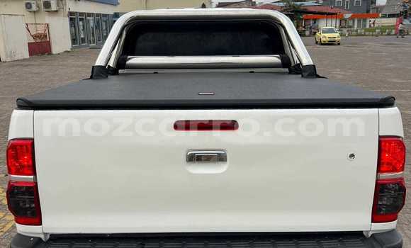 Comprar Usado Toyota Hilux Branco Carro em Maputo em Maputo Comprar Usado Toyota Hilux Branco Carro em Maputo em Maputo
