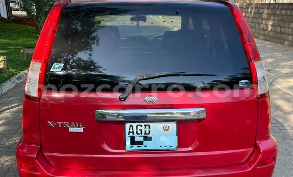 Tenga Tsaru Nissan X-Trail Tsvuku Mota in Maputo in Maputo Tenga Tsaru Nissan X-Trail Tsvuku Mota in Maputo in Maputo