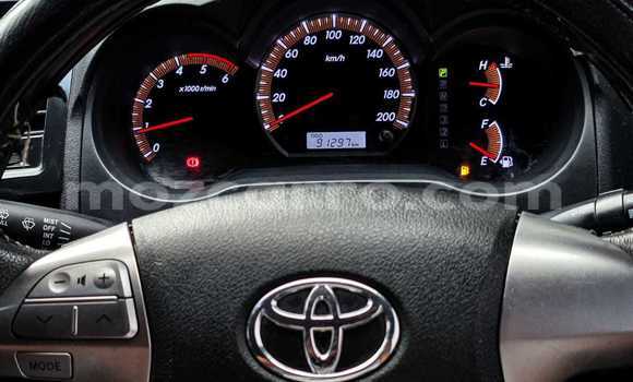 Comprar Usado Toyota Hilux Branco Carro em Maputo em Maputo Comprar Usado Toyota Hilux Branco Carro em Maputo em Maputo