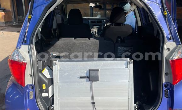 Nunua Ilio tumika Toyota Ractis Bluu Gari ndani ya Maputo nchini Maputo Nunua Ilio tumika Toyota Ractis Bluu Gari ndani ya Maputo nchini Maputo