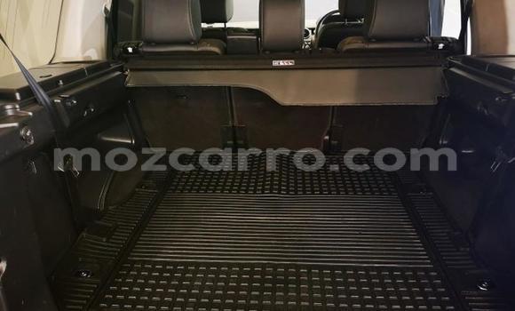 Buy Used Land Rover Discovery White Car in Maputo in Maputo Buy Used Land Rover Discovery White Car in Maputo in Maputo