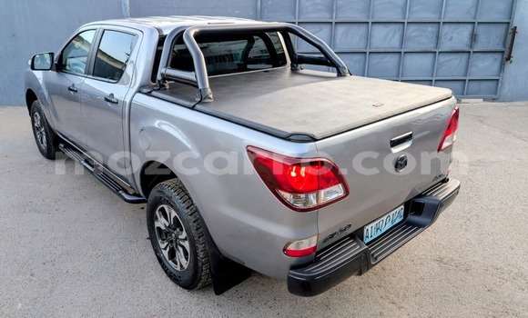 Buy Used Mazda BT-50 Silver Car in Maputo in Maputo Buy Used Mazda BT-50 Silver Car in Maputo in Maputo