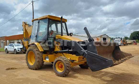Buy Used Caterpillar 120 Other Truck in Maputo in Maputo Buy Used Caterpillar 120 Other Truck in Maputo in Maputo