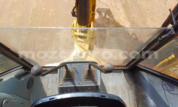 Buy Used Caterpillar 120 Other Truck in Maputo in Maputo Buy Used Caterpillar 120 Other Truck in Maputo in Maputo