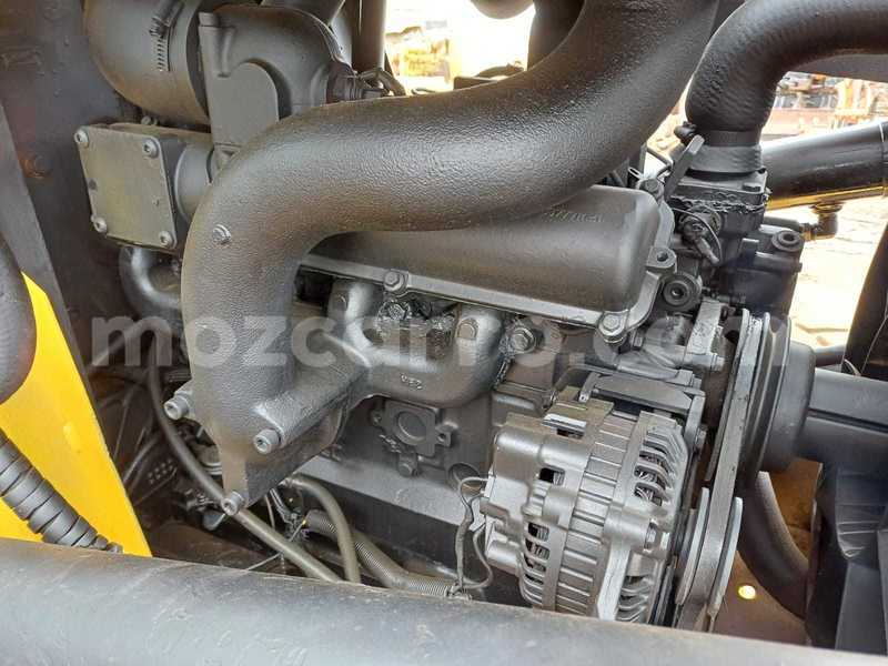 Big with watermark caterpillar 120 maputo maputo 40326