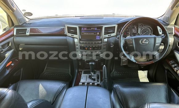 Buy Used Lexus LX 570 White Car in Nampula in Nampula Buy Used Lexus LX 570 White Car in Nampula in Nampula