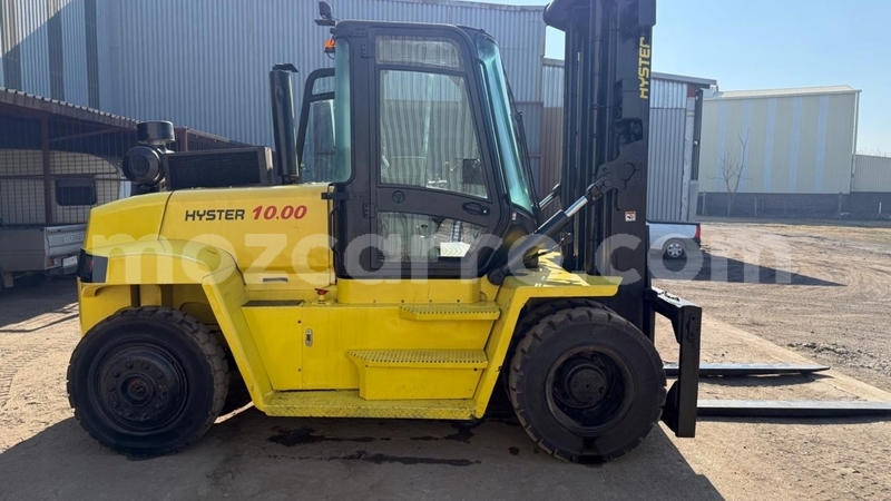 Big with watermark caterpillar 120 zambezia quelimane 40328