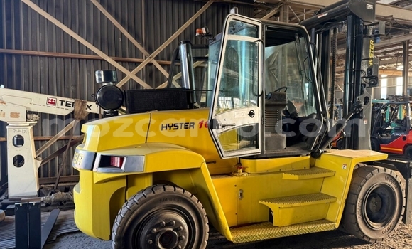 Buy Used Caterpillar 120 Other Truck in Quelimane in Zambezia Buy Used Caterpillar 120 Other Truck in Quelimane in Zambezia