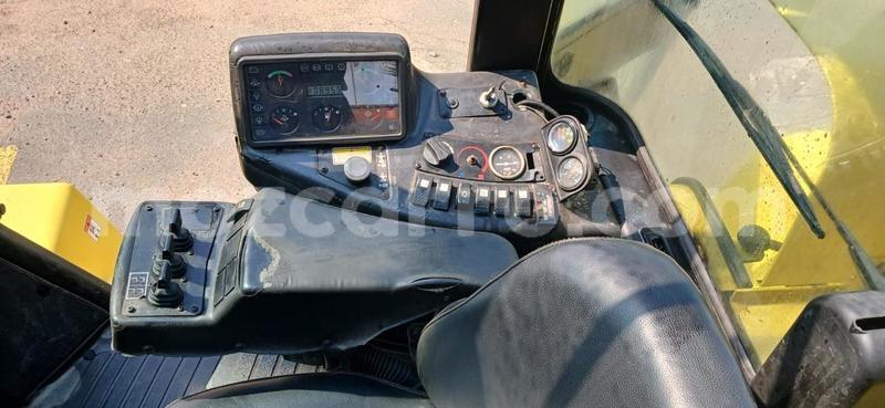 Big with watermark caterpillar 120 zambezia quelimane 40328