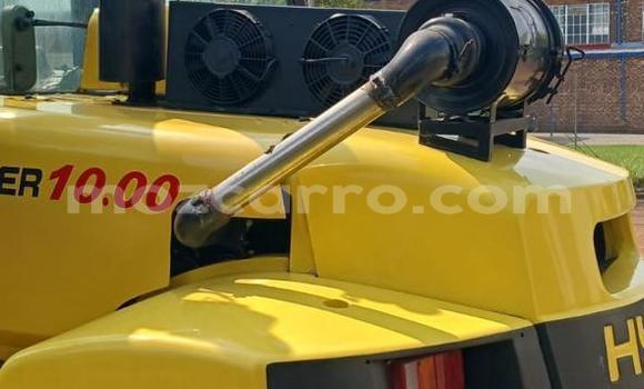 Buy Used Caterpillar 120 Other Truck in Quelimane in Zambezia Buy Used Caterpillar 120 Other Truck in Quelimane in Zambezia