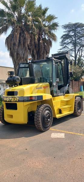 Big with watermark caterpillar 120 zambezia quelimane 40328