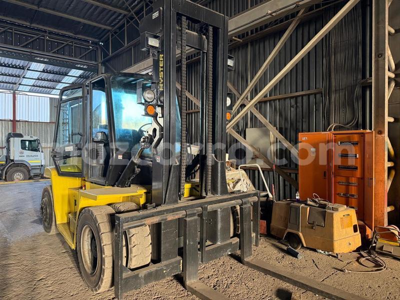 Big with watermark caterpillar 120 zambezia quelimane 40328