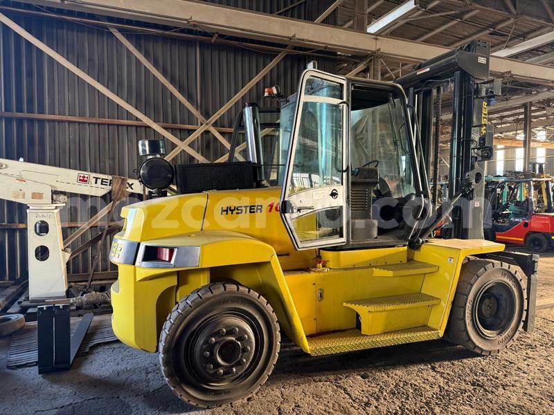 Big with watermark caterpillar 120 zambezia quelimane 40328