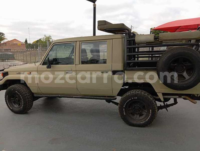 Big with watermark toyota land cruiser sofala beira 40329