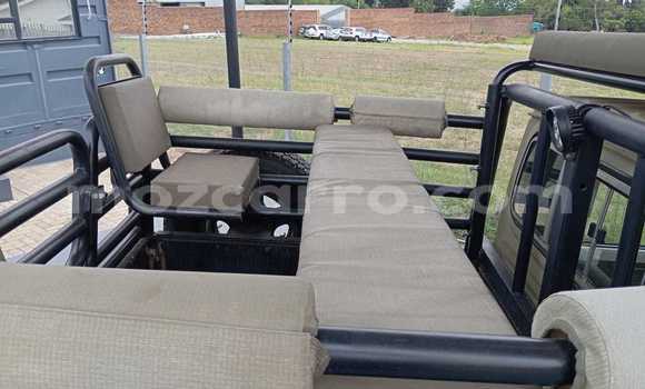 Buy Used Toyota Land Cruiser White Car in Beira in Sofala Buy Used Toyota Land Cruiser White Car in Beira in Sofala