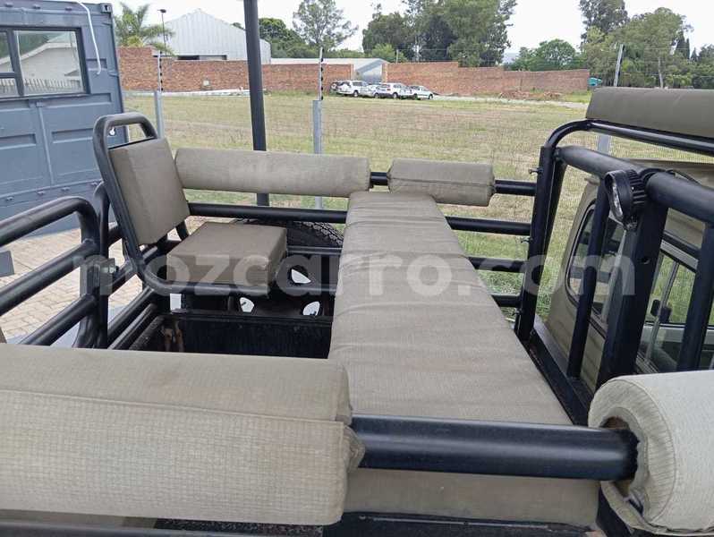 Big with watermark toyota land cruiser sofala beira 40329